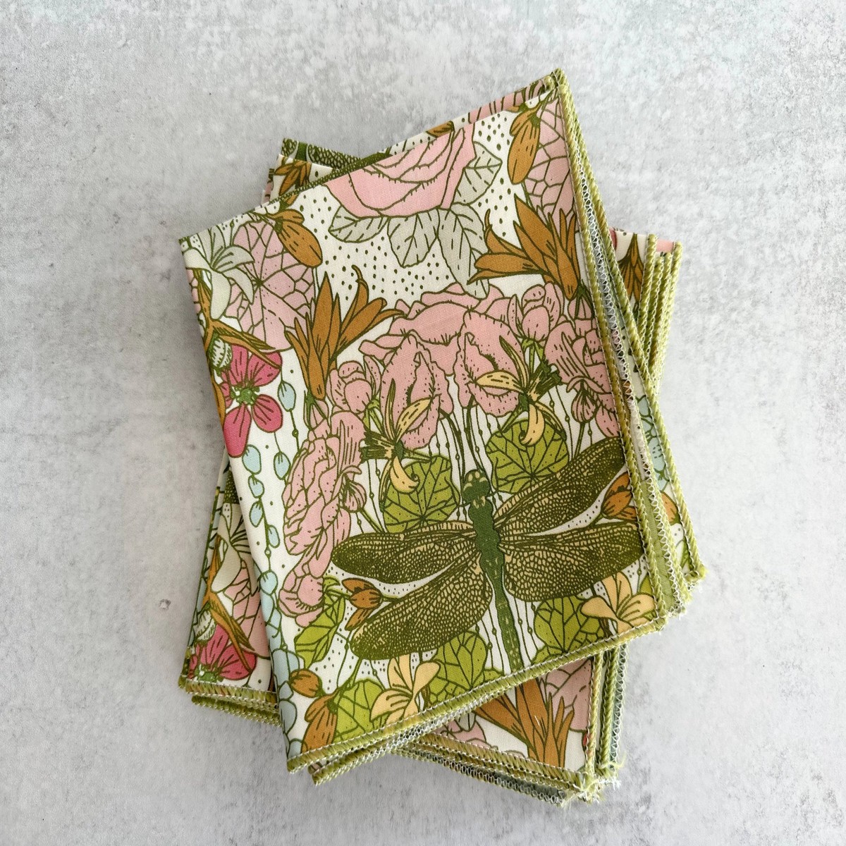 Dragonfly 10" S/4 Cloth Cocktail Napkins