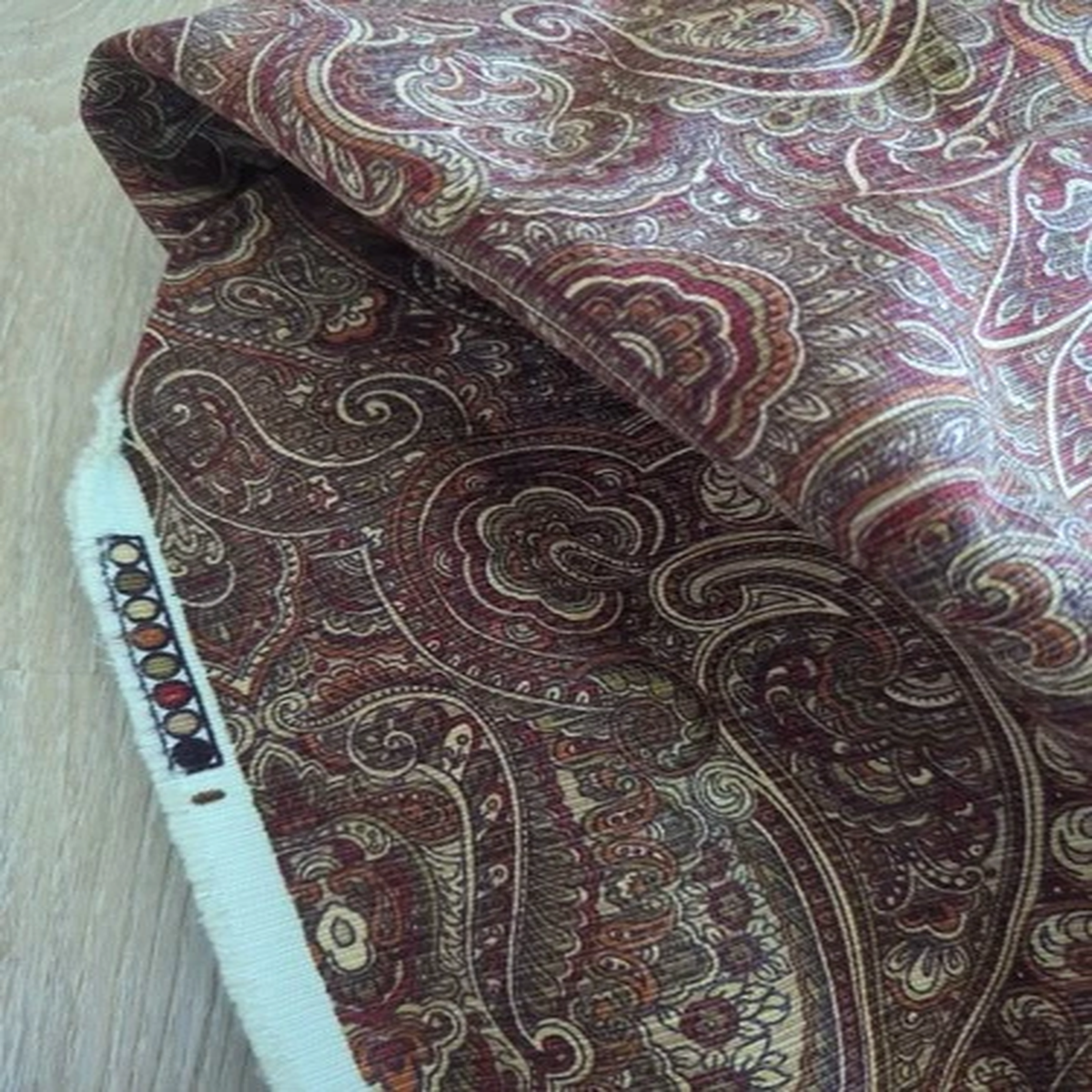 Kravet Couture Pattem Des Joseph Abboud Printed Floral Paisley Upholstery Fabric