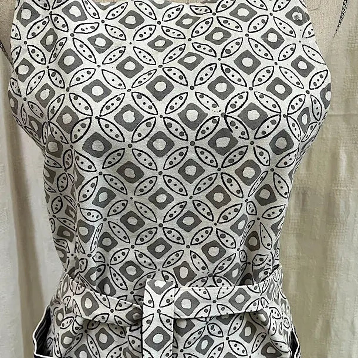 Apron Retro Lilac Gray