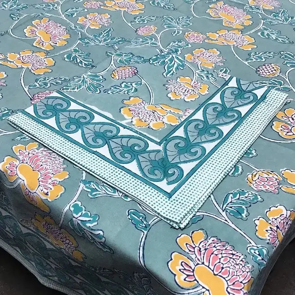 60x60 Cornflower Green Tablecloth